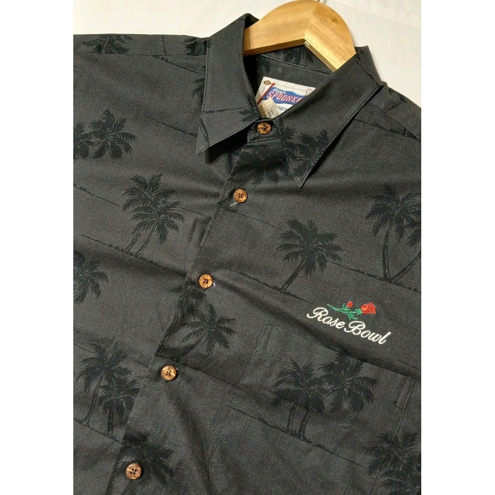 Reyn Spooner Genuine Merchandise 100% Cotton Black Rosebowl Hawaiian Shirt Med‎